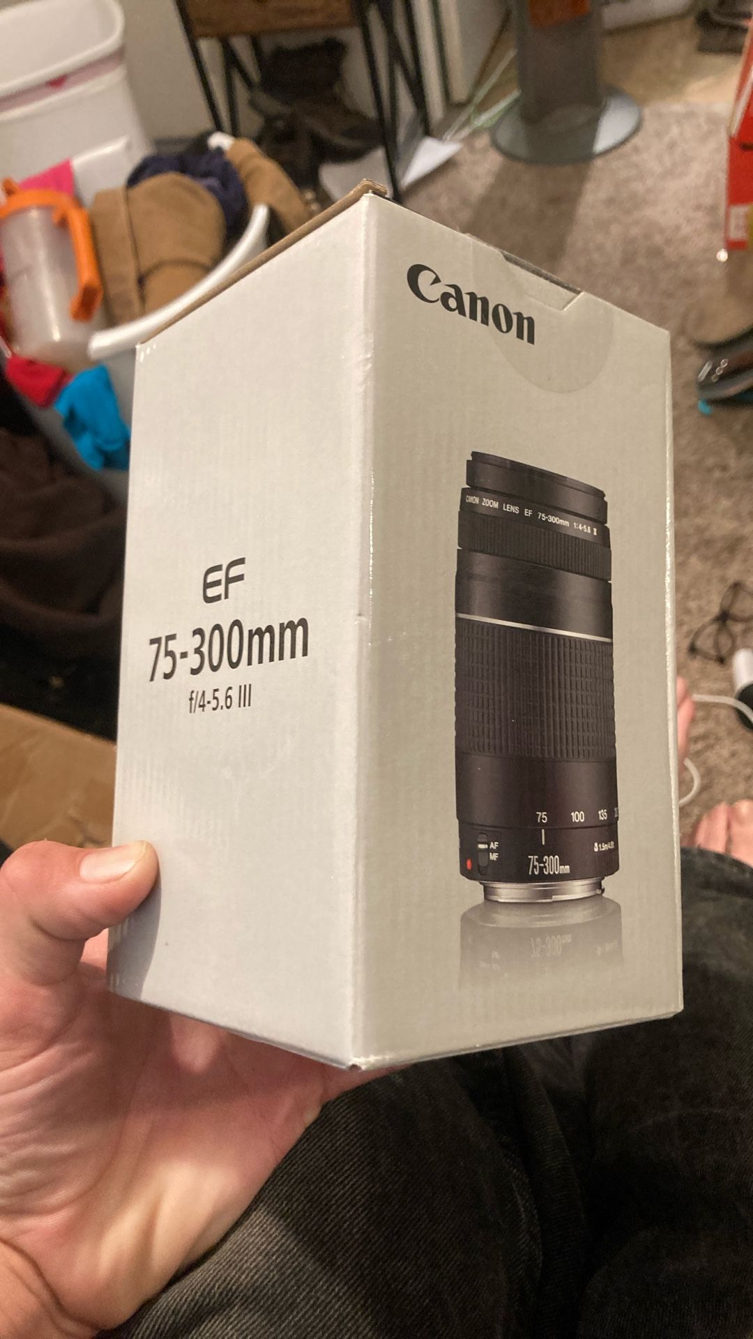 Canon EF 75-300mm F/4-5.6III