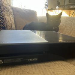 Xbox One 1 Terabyte I Have No Clue Where The Controller Went