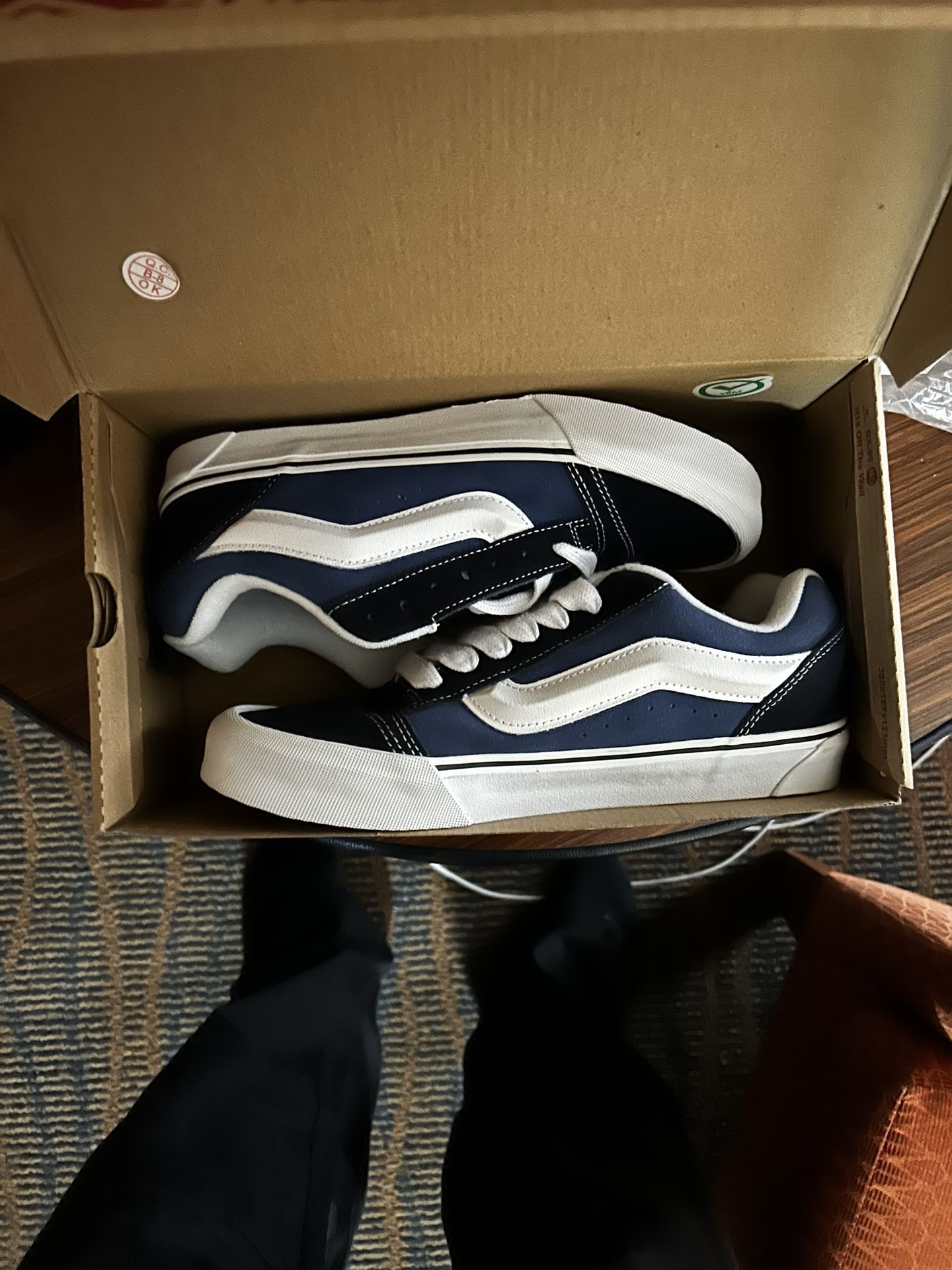 New Pair Of Vans Knu schools Size 10.0 Men’s Blue