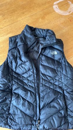 Women’s puffy vest