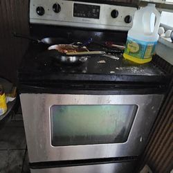 Stove With Great Working Oven