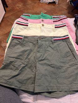 Size 8  Tommy Hilfiger Cotton Short 
