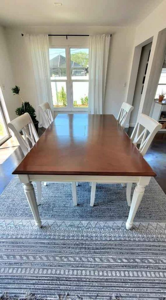 Dining Table with Four Chairs.
