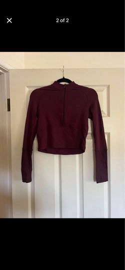 LULULEMON QUATER ZIP