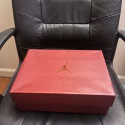 Men Sneaker Size 11
