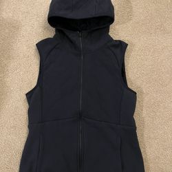 The North Face Reversible Womens Vest, Size L