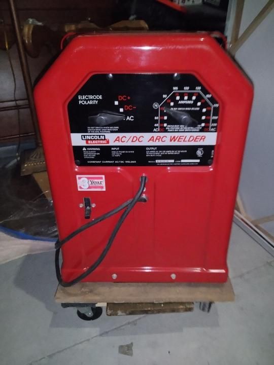 Lincoln Electric  AC/DC Arc Welder