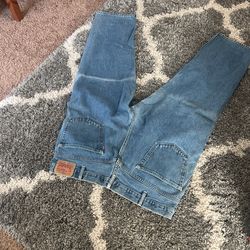 Levi’s 550 Jeans. 