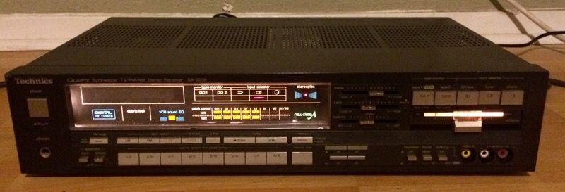 Vintage Technics Synthesizer Receiver SA 3036