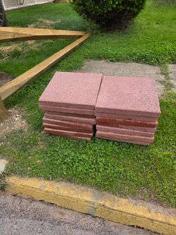 16 PAVERS 16X16    (Free)