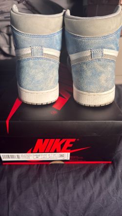 Jordan 1 high hyper royal