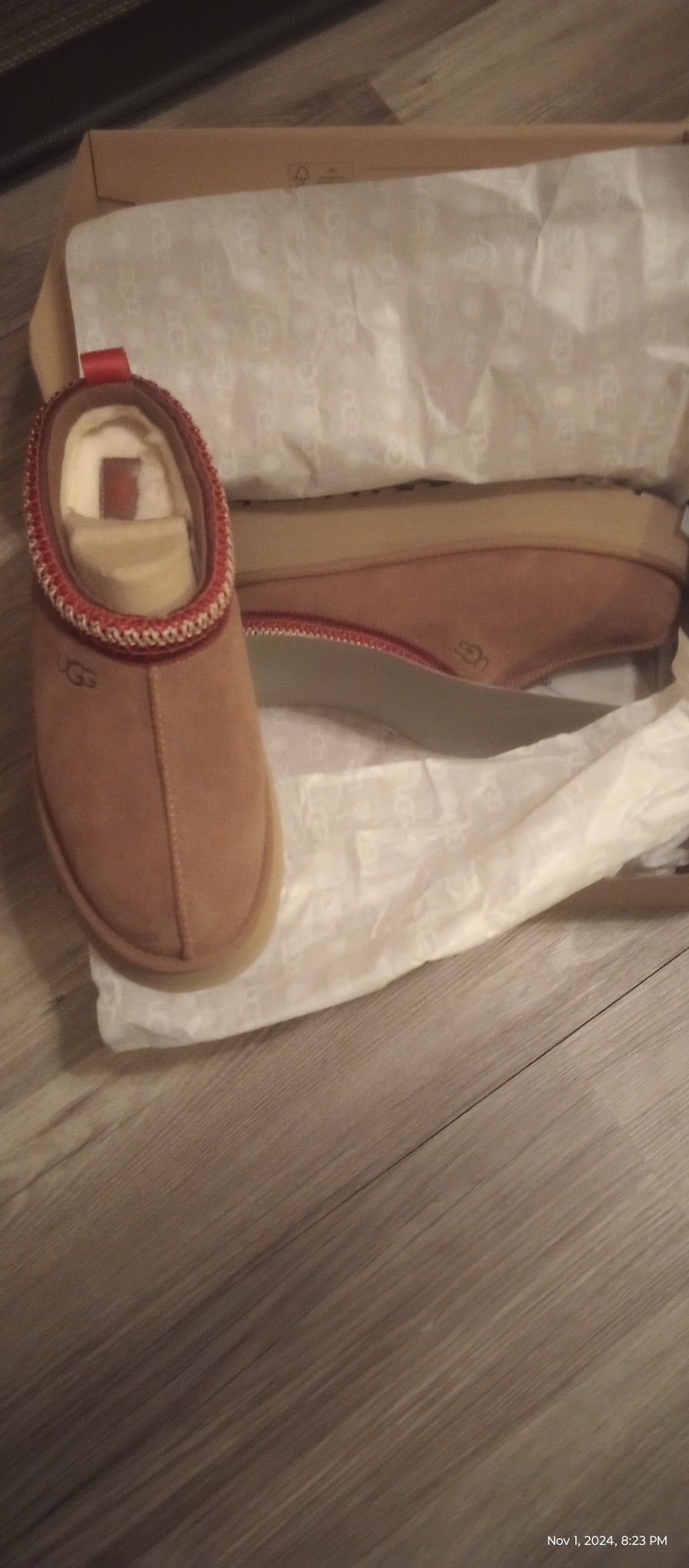 Women's UGG Slippers 