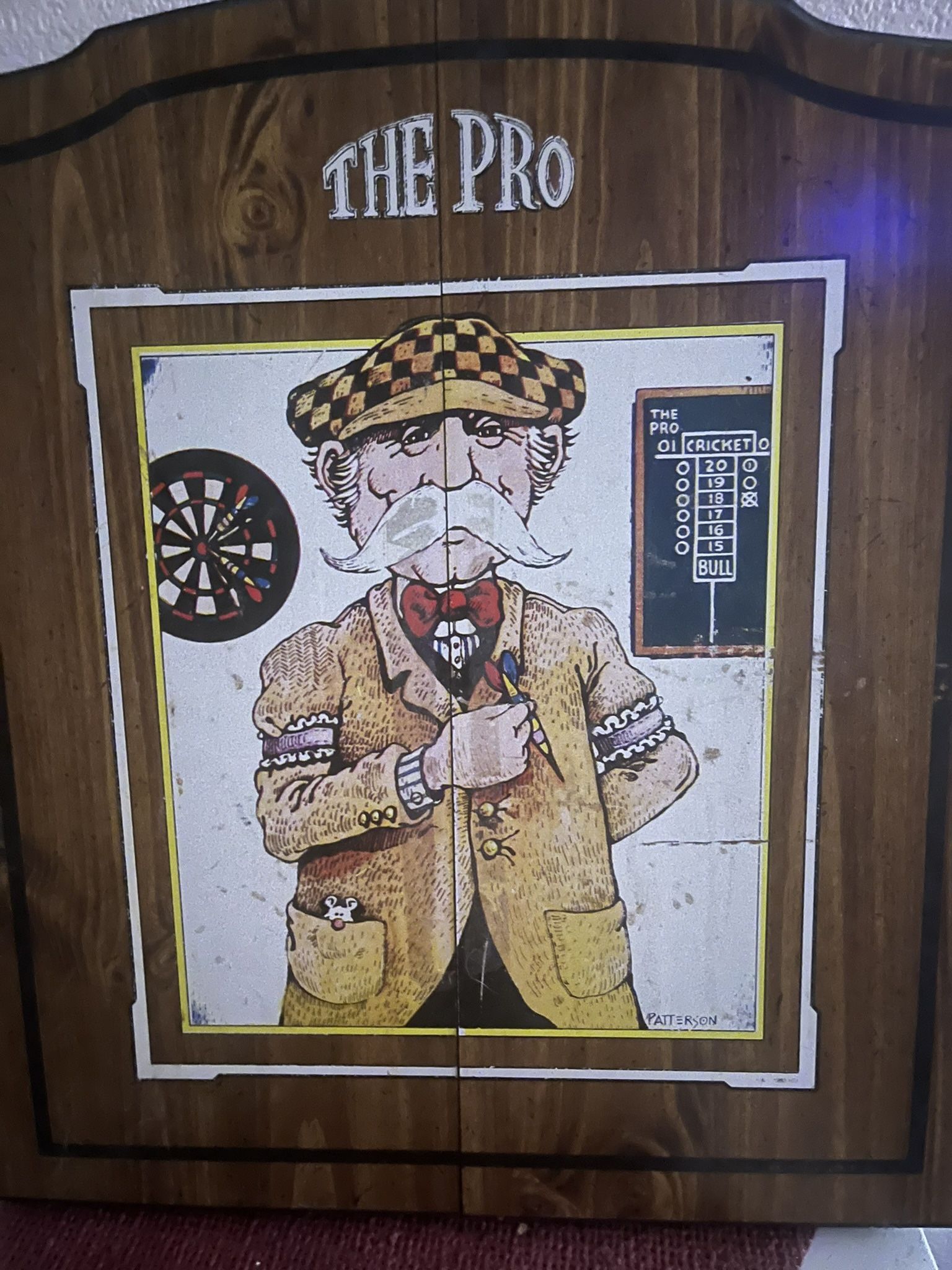 Vintage Mint Harvard Gary PATTERSON professional dart board 18" Cricket Cabinet with prof Dartboard
