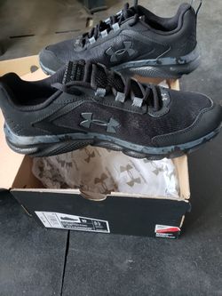Underarmor Size 10Men, Charged Assert 9 Camo 