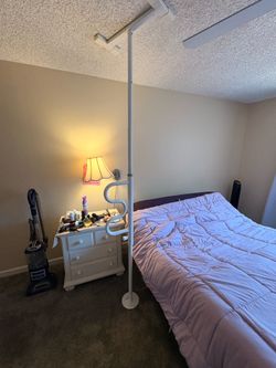 Adjustable QUEEN Bed