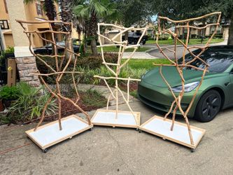 Custom Bird Tree - Parrot Tree