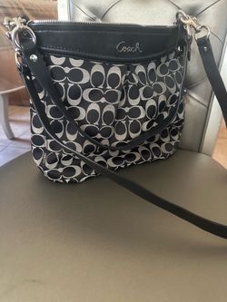 Coach vintage crossbody bag