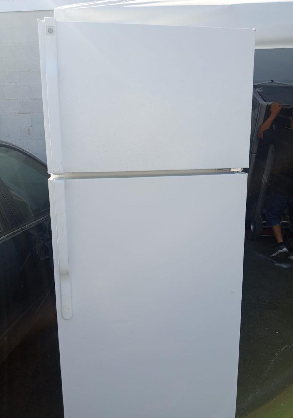 GE Top Mount White Refrigerator Fridge