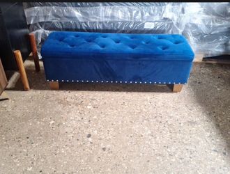 Modern Velvet Upholstered Button-Tufted Storage Ottoman Bench with Elegant Design - Navy Blue