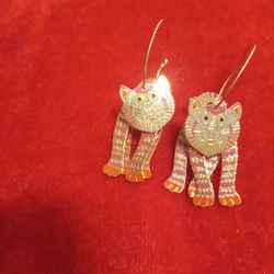 Cute Cat Handcrafted Dangling Earrings 3D Gold Plated Movable Multi Color Accents