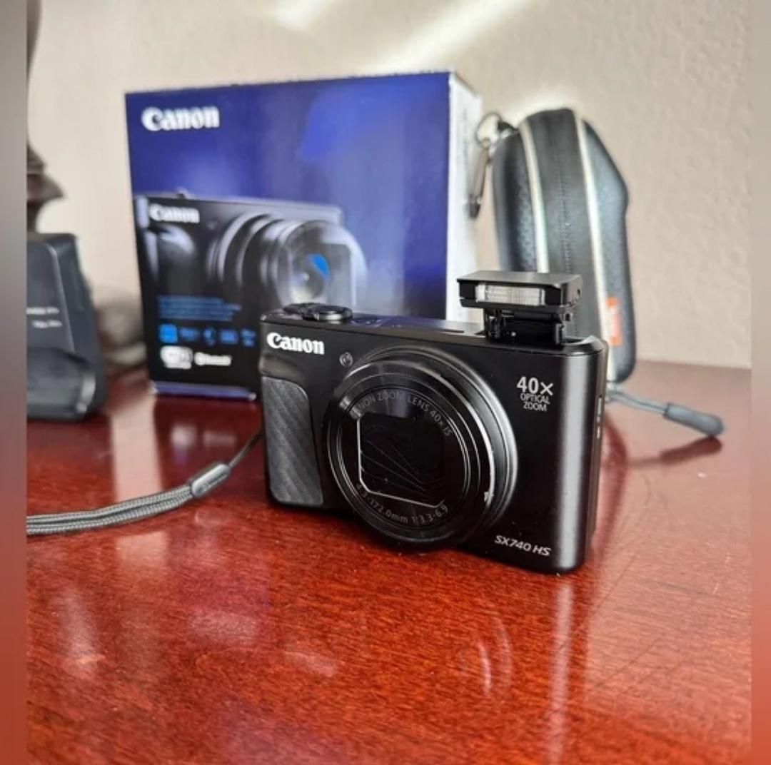 Canon PowerShot SX740 HS Digital Camera 20.3MP