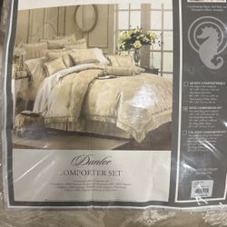 Waterford Linens Dunloe Comforter Set