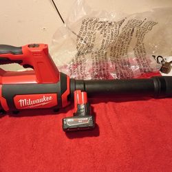 M12 Milwaukee Blower Con Batería $145