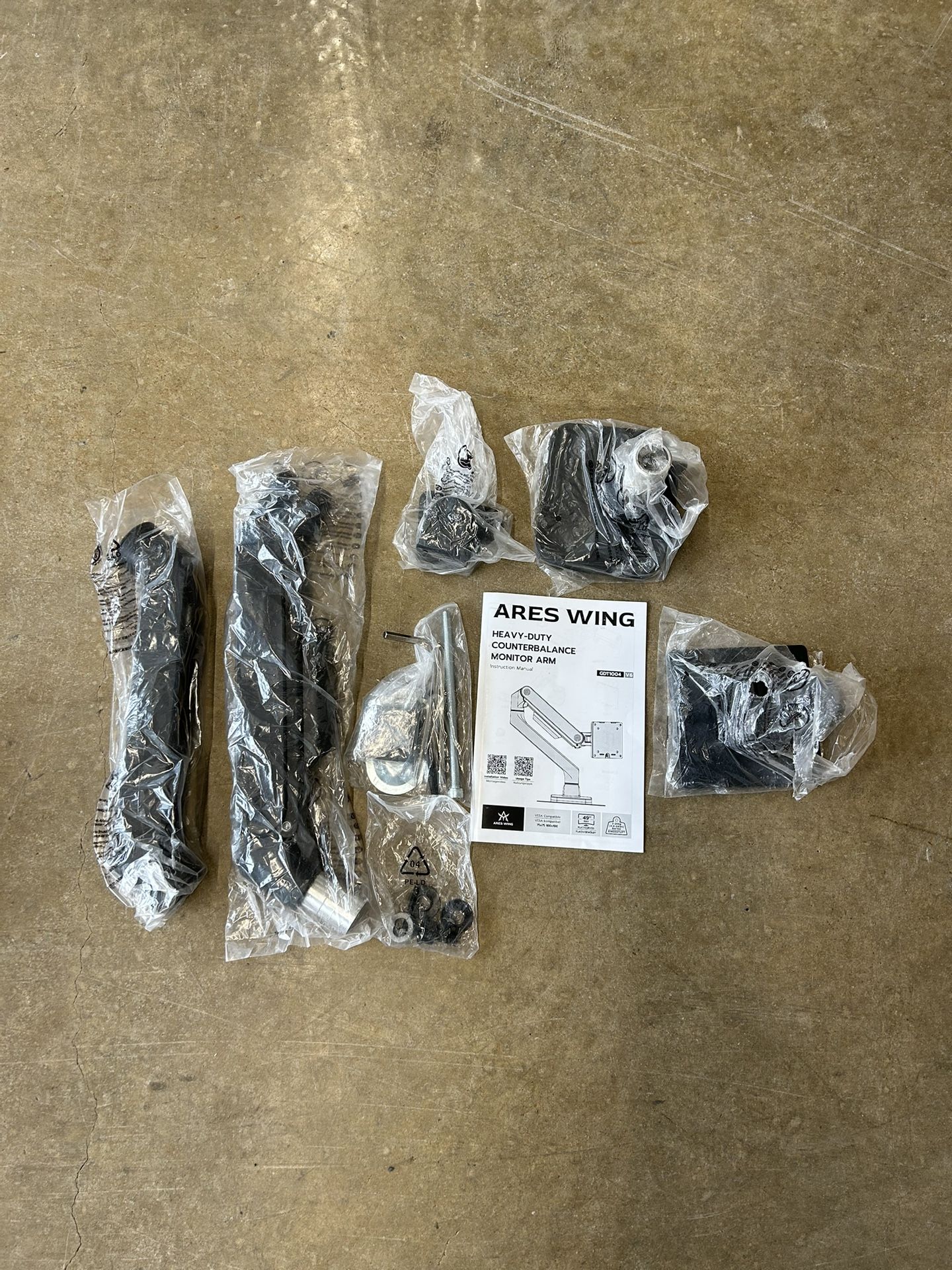 BRAND NEW MONITOR MOUNT