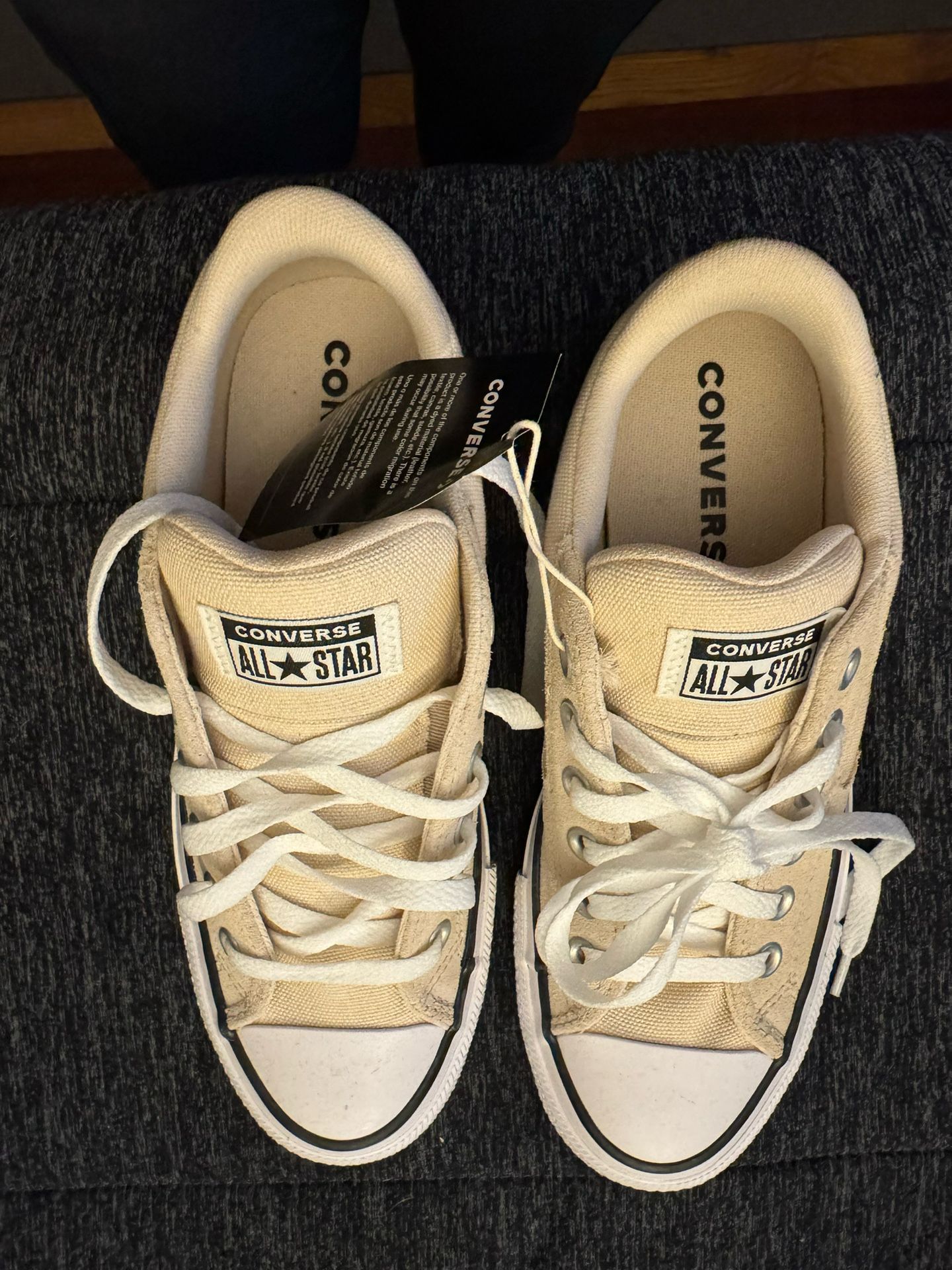 Converse Never Worn