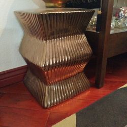 Side Table ,brown, 20" X 14"