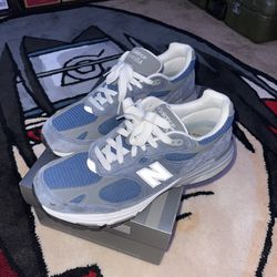 Men's New Balance 993 Made In USA Running Shoes Blue Gray MR993VI Size 10 D for Sale in Bakersfield, -