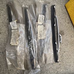Wiper Blades 70 MG 7.2 MM 10 in Long