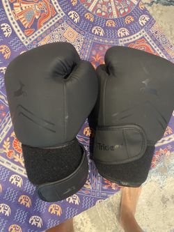 12 Oz Boxing Gloves