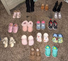 Baby girls shoes size 4c ask for prices