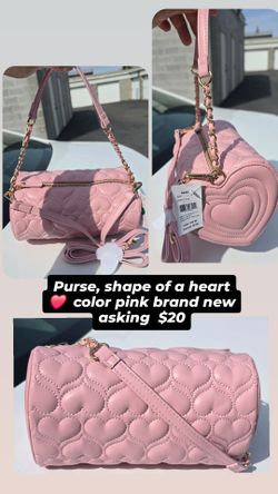 Purse Color Pink The Shape Of A Heart 