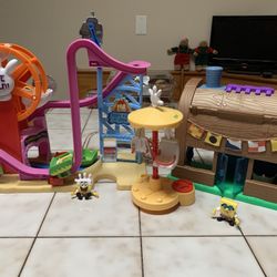 Sponge Bob Grove World Carnival And Krusty Crab Place RARE