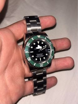 Green Bezel Black Dial Dive Style Watch – Stainless Steel