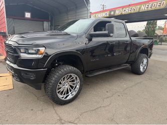 6 INCH READY LIFIT RAM 1500 WITH 22x12 MOTO CHROME WHEELS 35 INCH TIRE RT
