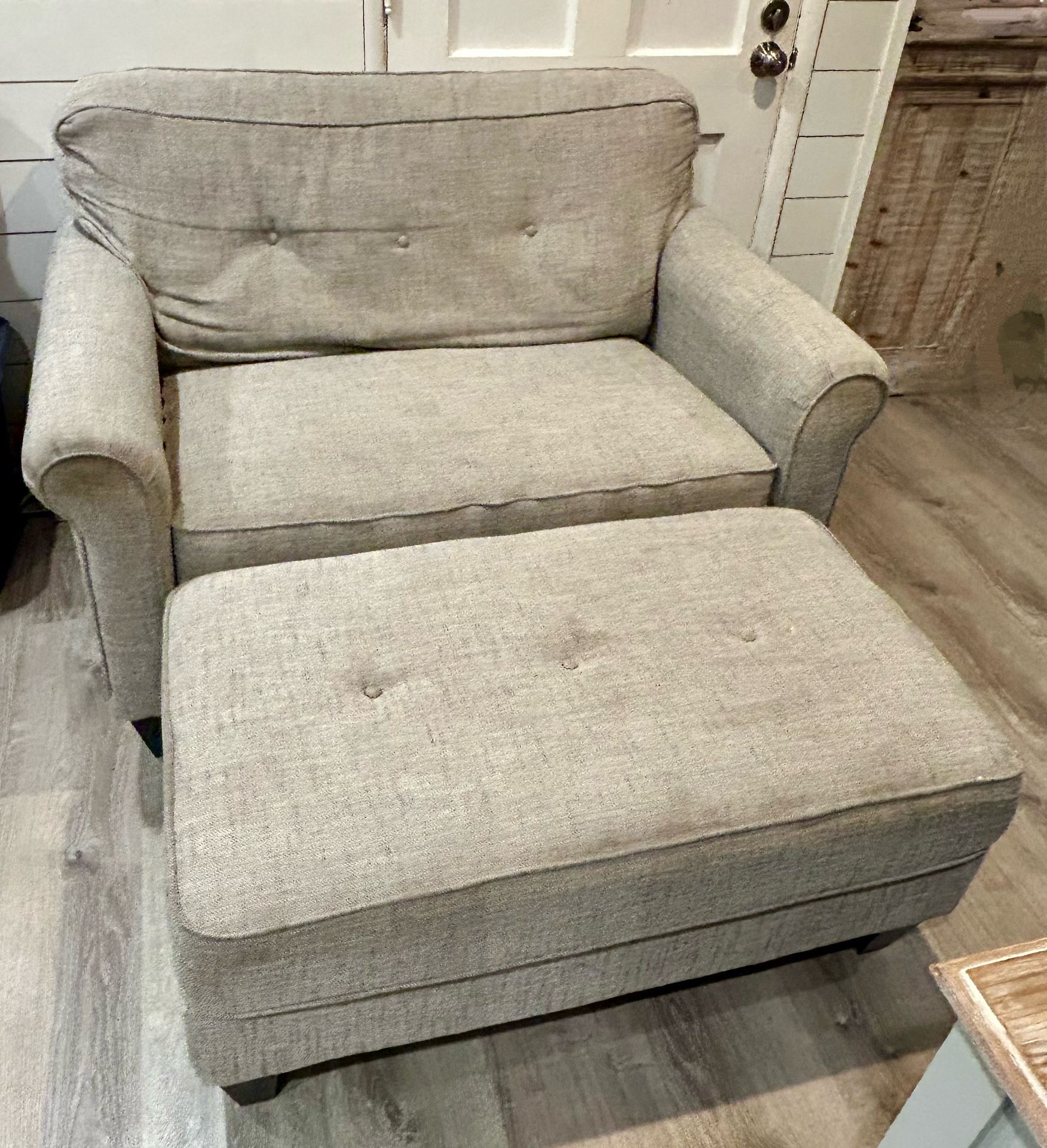 Lazy Boy Double 2 Person Couch With An Ottoman