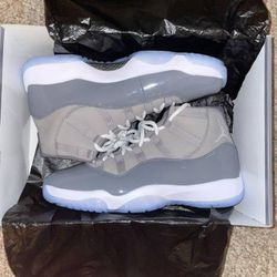 2021 cool grey 11  size 12