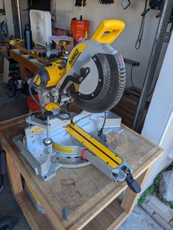 DeWalt miter saw DWS780