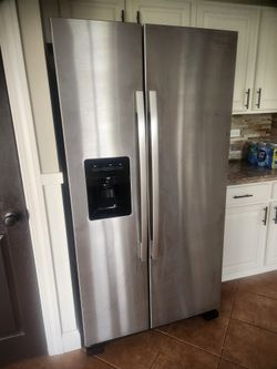 Amana Refrigerator 