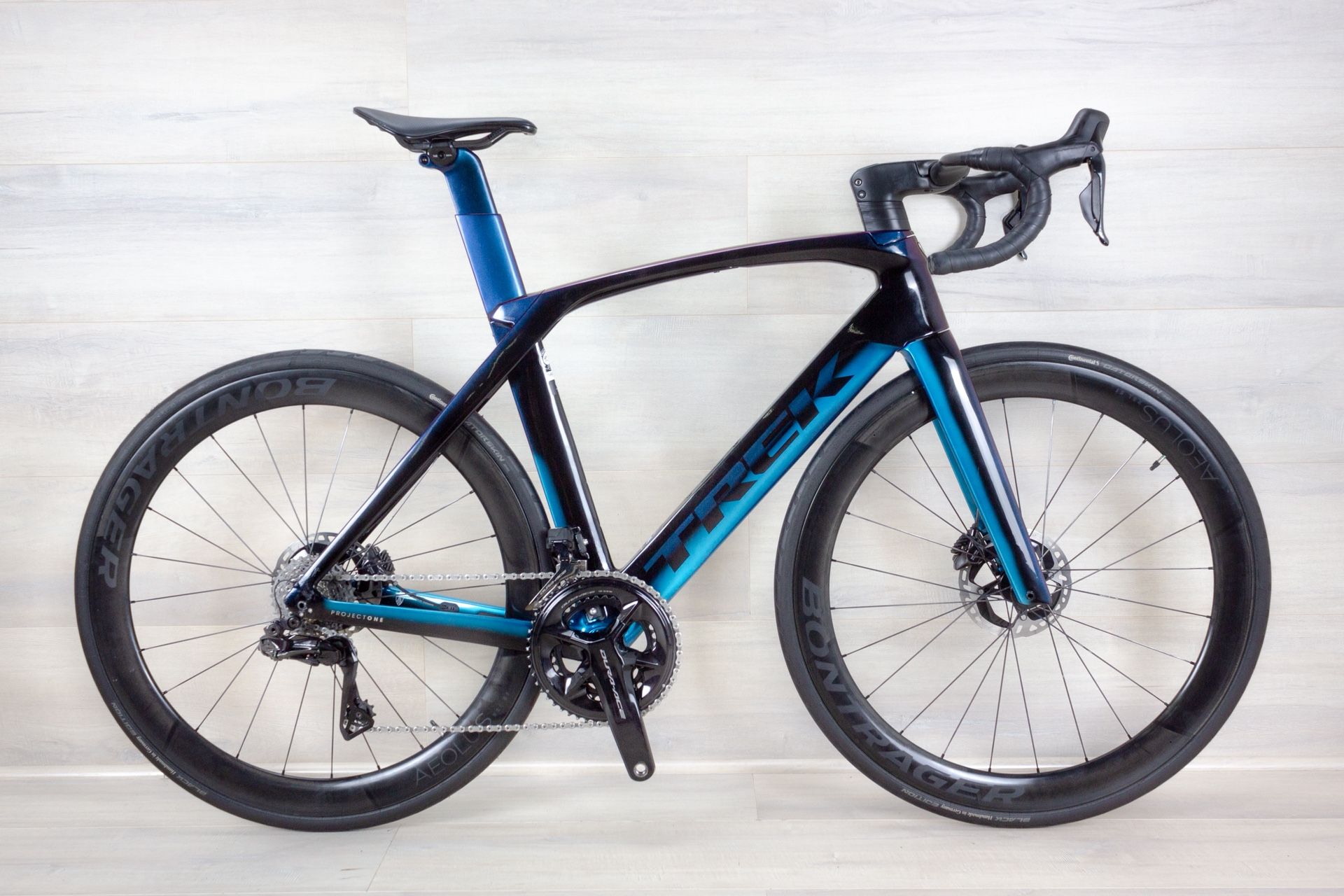 Trek Madone SLR 9 Dura-Ace di2, Size - 56, Carbon aero road bike top of the line, carbon wheels