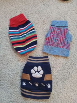 ADORABLE DOG SWEATERS & JACKET - Size X-Small