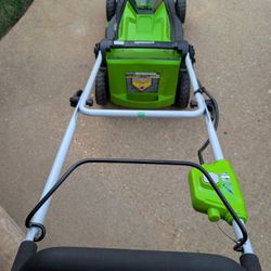 Greenworks 40 Volts G Max Battery Power Mower