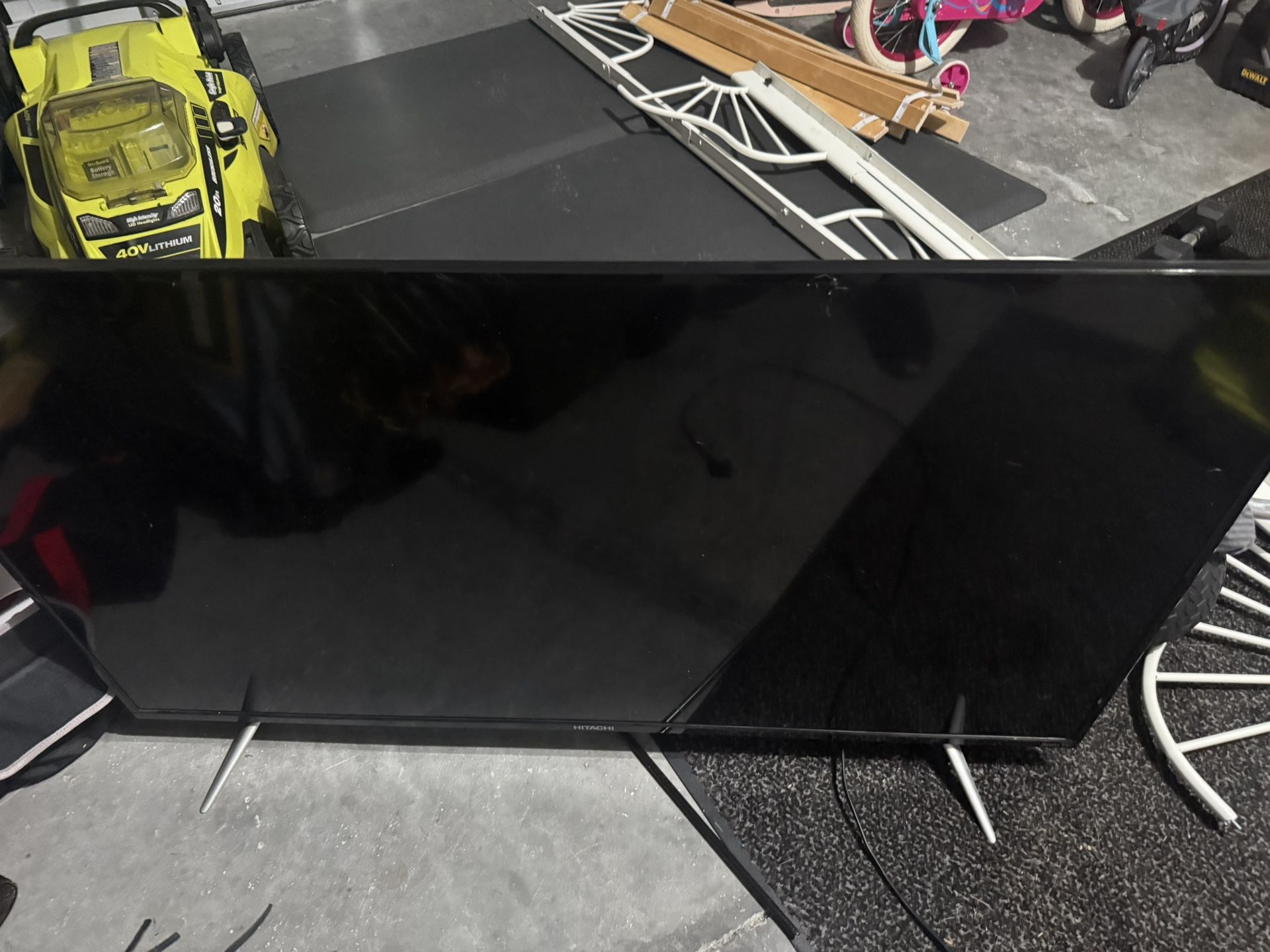 50 Inch hitachi - No Remote