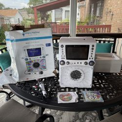 Singing Machine Brand New Karaoke Machine 