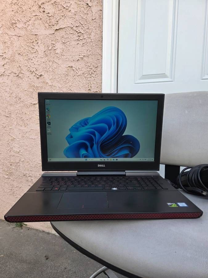 Dell Gaming Laptop- Windows 11-1TB SSD Storage, i7, 32 GB Ram - $320