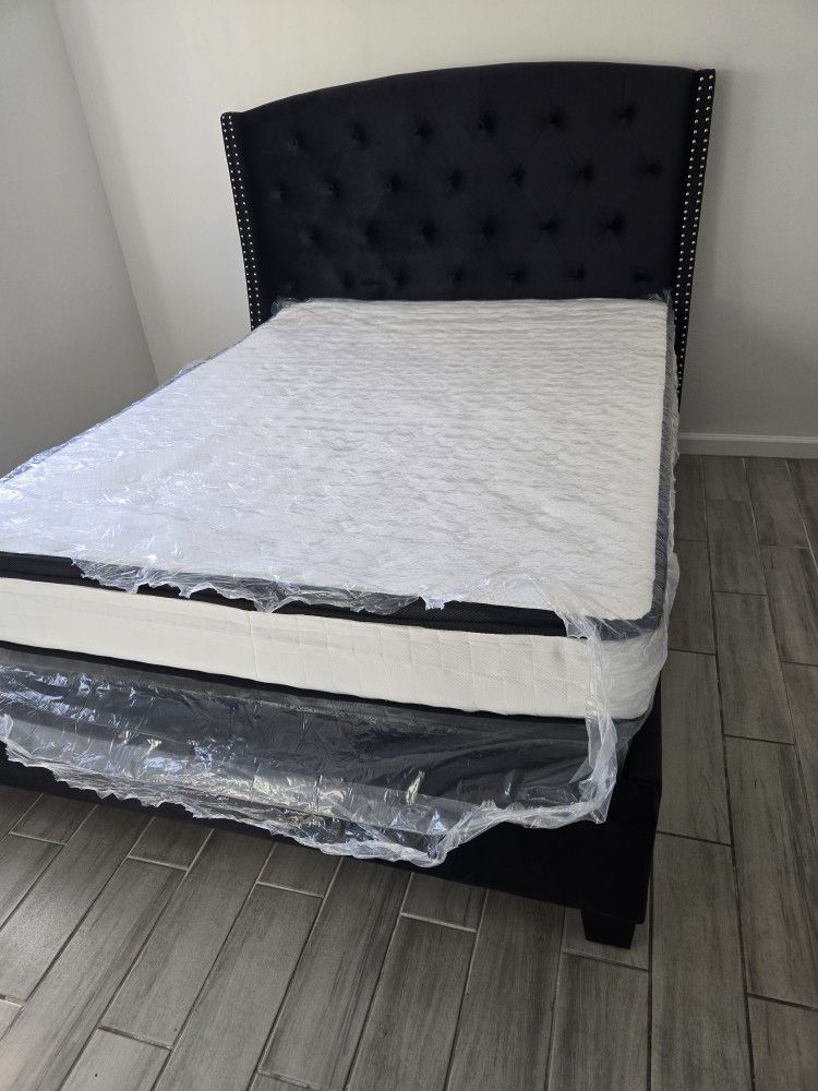 Queen Bed Frame With Mattress