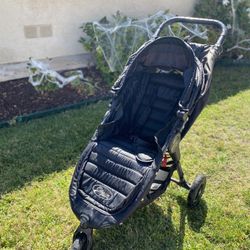 Baby Jogger City Mini GT2 All-Terrain Stroller Black Complete with Adjustable Handlebar Hand-Operated Parking Brake